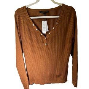 White House Black Market Long Sleeved Ribbed Top